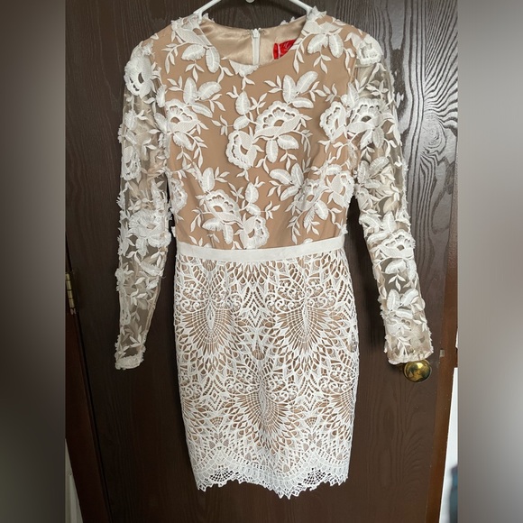 Monique Lhuillier Tiana dress womens size 2 white nude lace - Picture 4 of 8